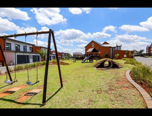 2 BEDROOM APARTMENT FOR SALE IN GOLDEN FIELDS ESTATE